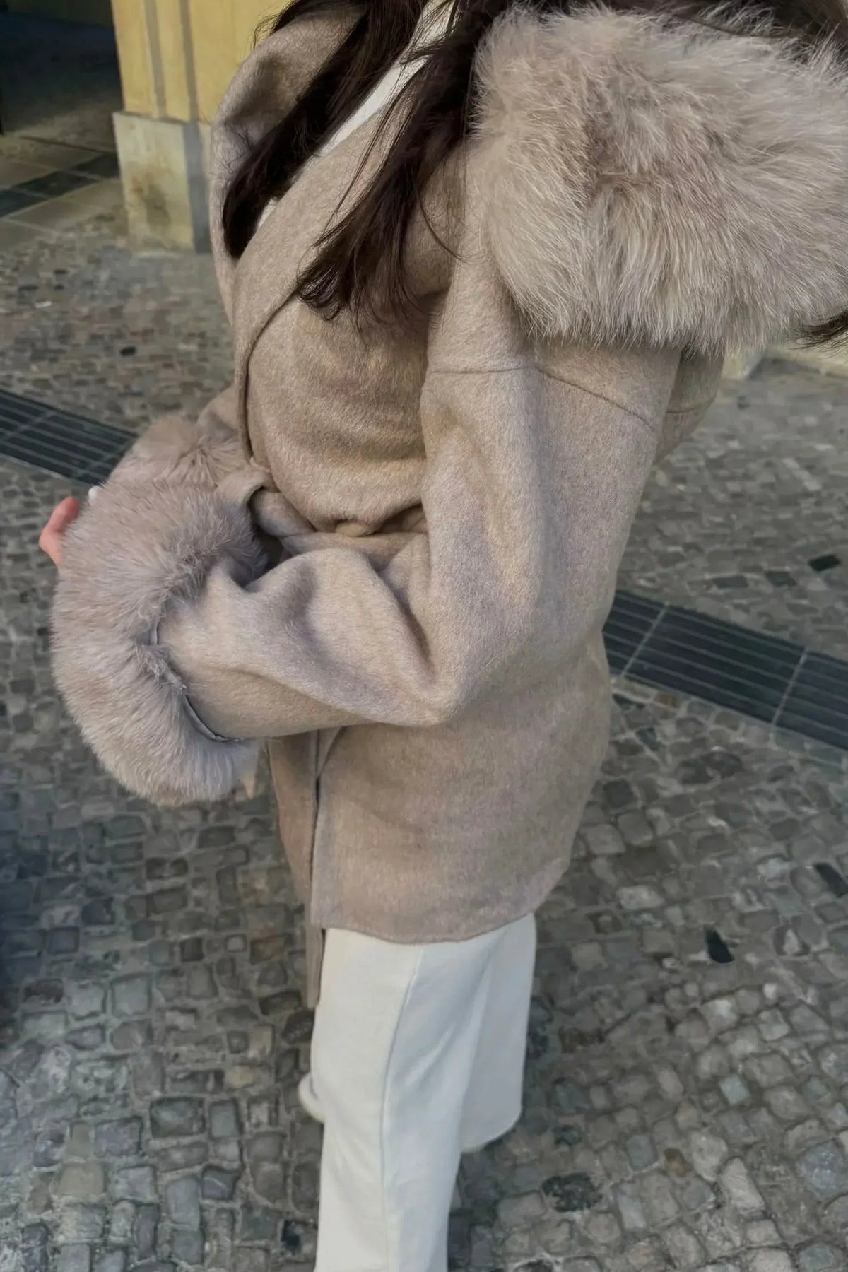 Luxuriöser Kunstpelzmantel mit Kapuze Damen warm elegant