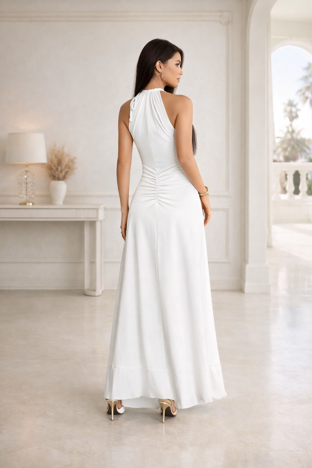 Figurformendes plissiertes einfarbiges Sommerkleid