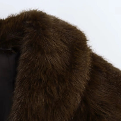 Damen Kunstpelzmantel im modernen Street Fashion Stil
