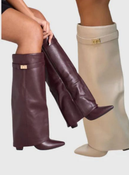 Eleganter Overknee Stiefel mit Logo Detail für Damen