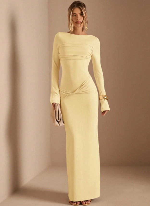 Elegantes figurbetontes Damenkleid für besondere Anlässe
