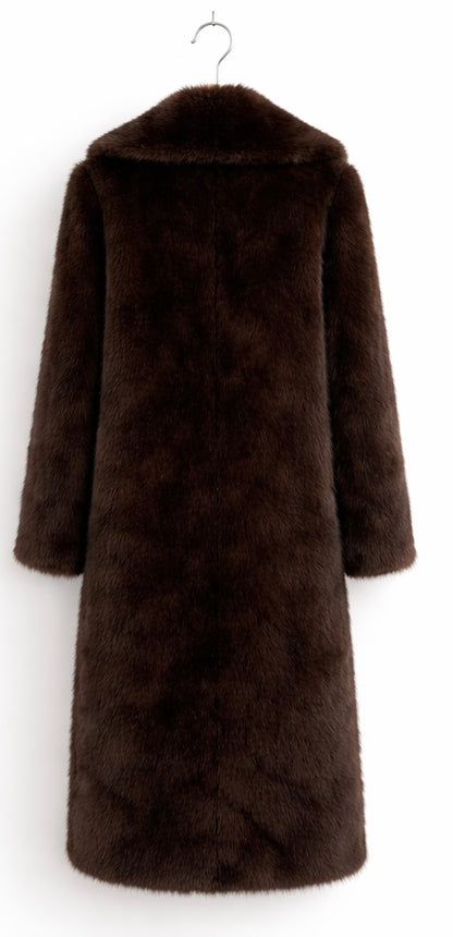 Hochwertiger Kunstpelzmantel für Damen im eleganten Stil