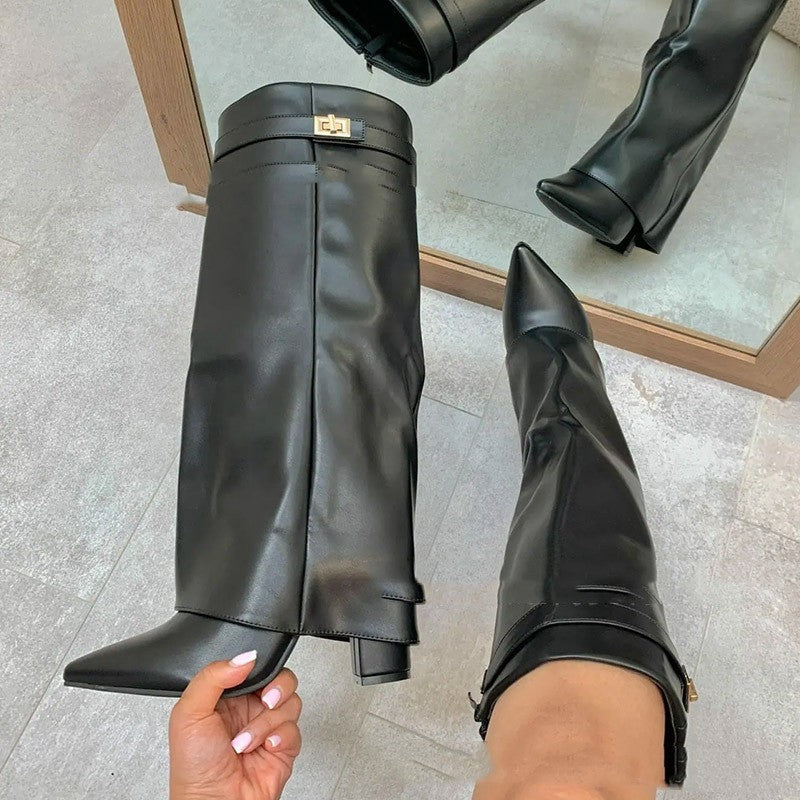 Eleganter Overknee Stiefel mit Logo Detail für Damen