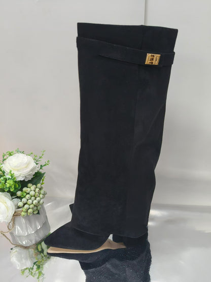 Eleganter Overknee Stiefel mit Logo Detail für Damen