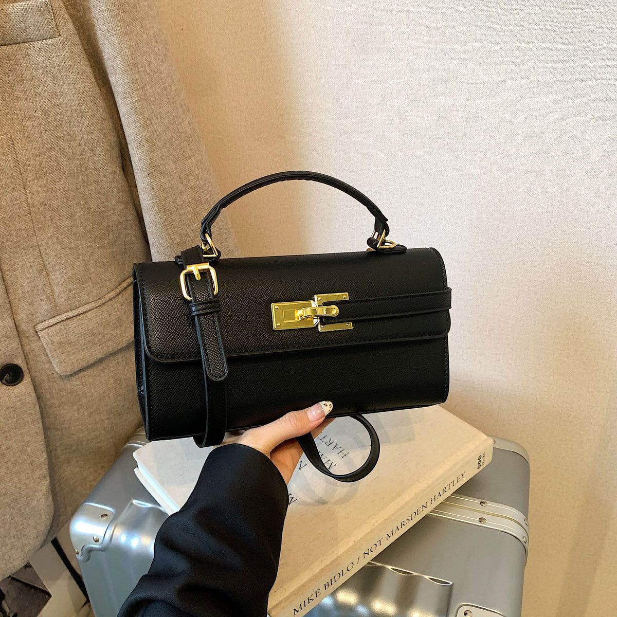 Elegante Handtasche mit Schlossverschluss für Damen