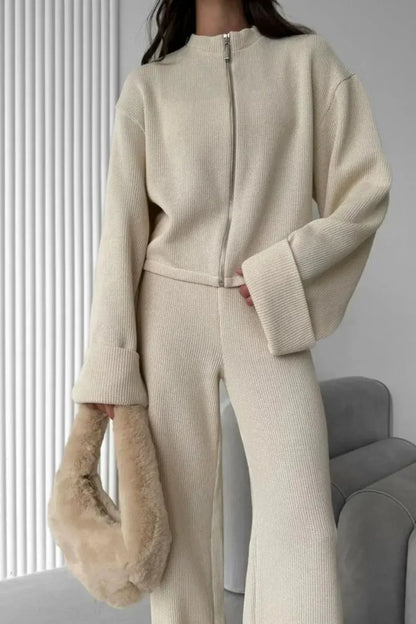Knit Zip Set Moderner Strick Zweiteiler für Damen elegant